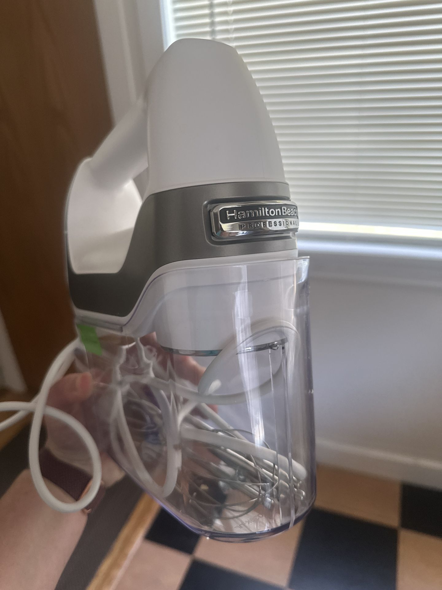 Hand Mixer
