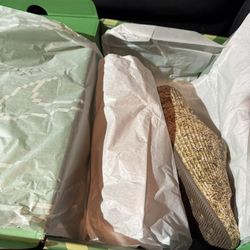 Nike Rejuven8 Slide Size 10 DS