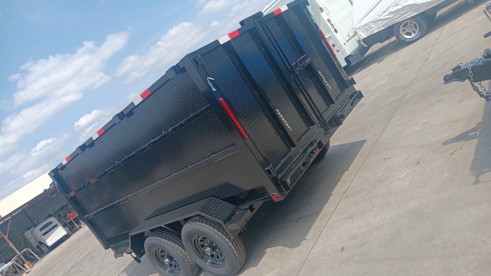 New 2025 Dump Trailer Bobcat Edition 💎 Walls