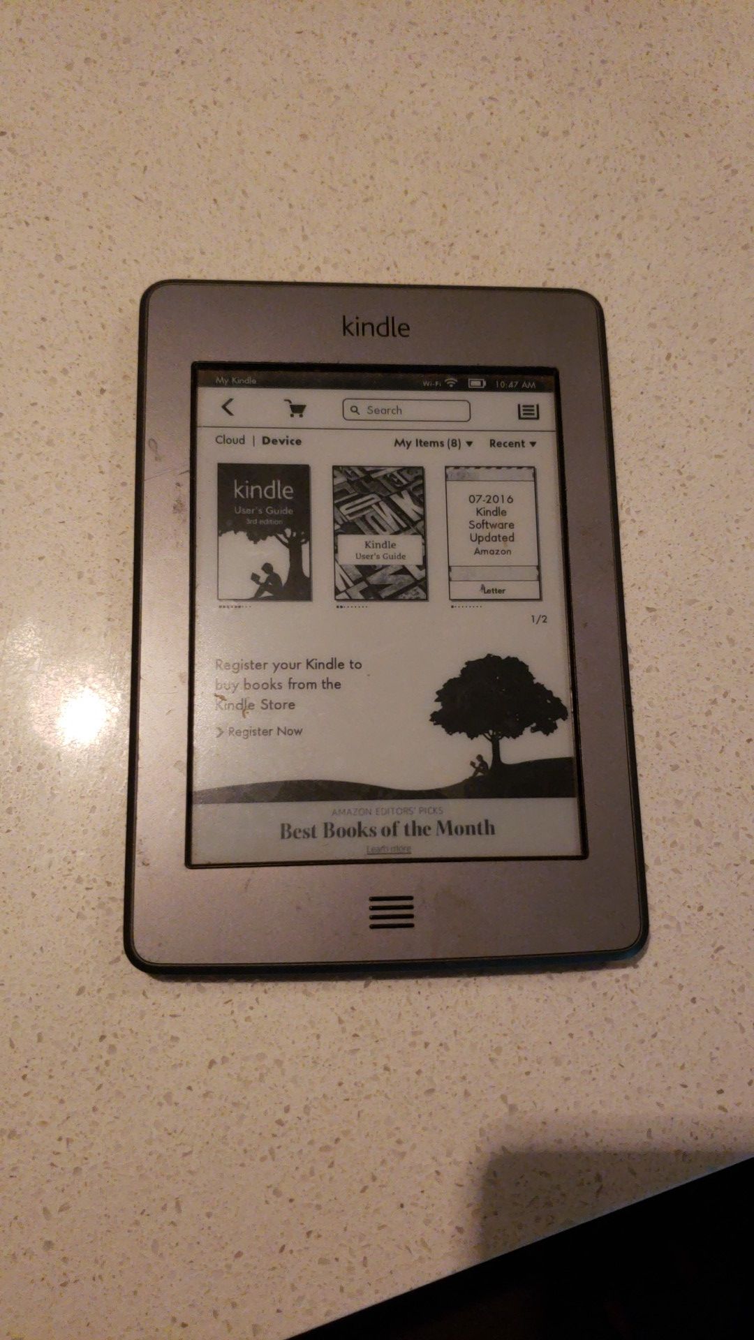 Black/white Kindle