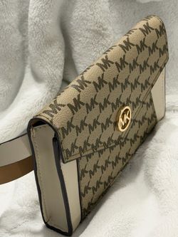 MK purse