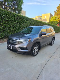 2017 Honda Pilot Touring $11,400