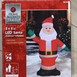 Christmas Inflatable Santa Claus 