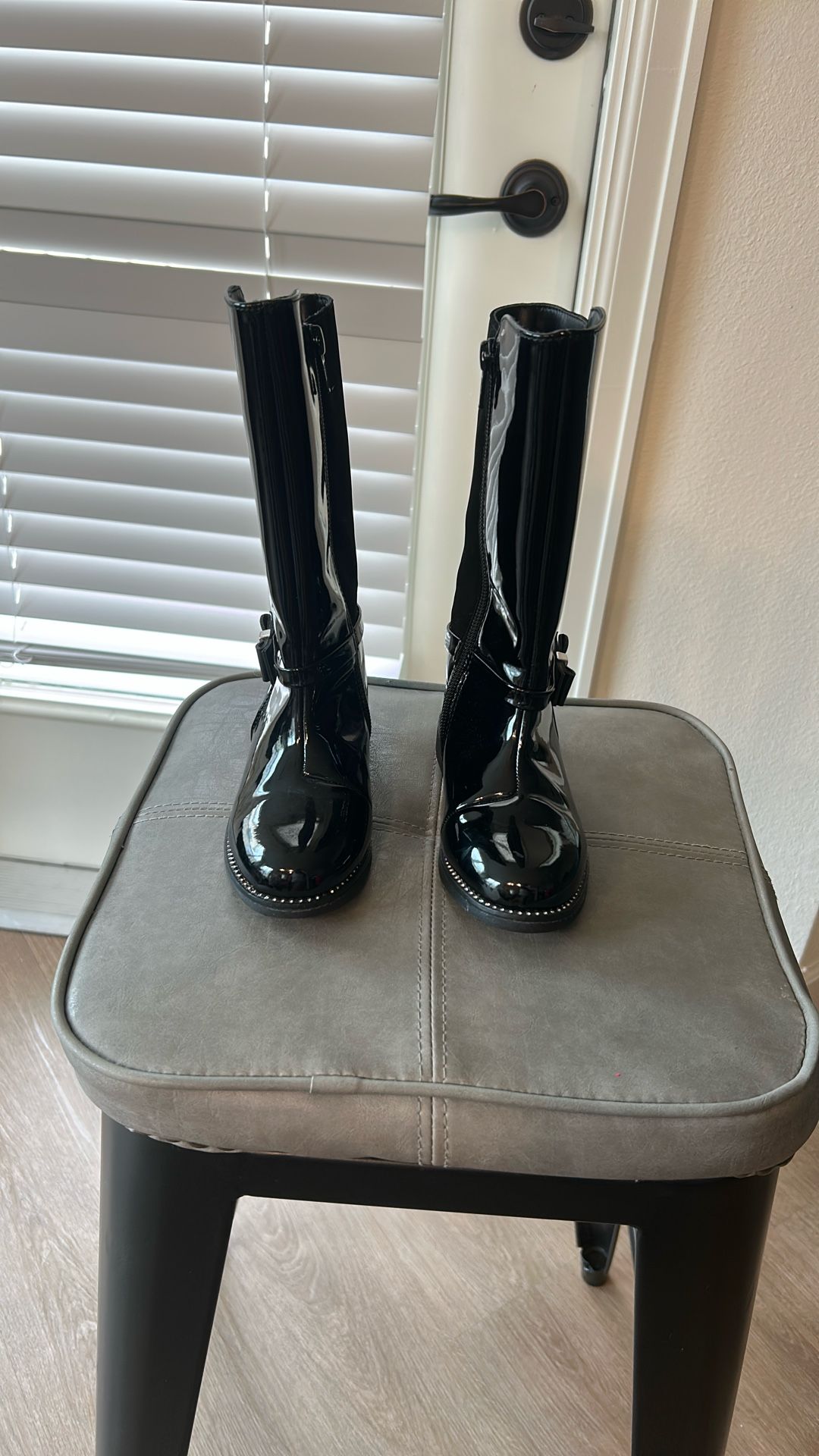 Girls Boots