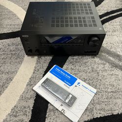 Onkyo TX-NR585 7.2 Channel Network A/V Receiver Bluetooth W/Remote Bundle Minty