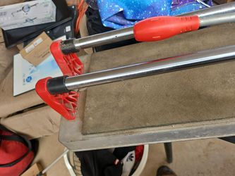 Tile cutter Rubi, 36 in , adjustable blade, good working condition,will take offers  E MESA