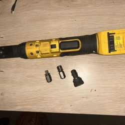 Dewalt 12V Max Brushless Cordless Ratchet Kit