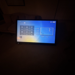 Touchscreen TV 75 inches