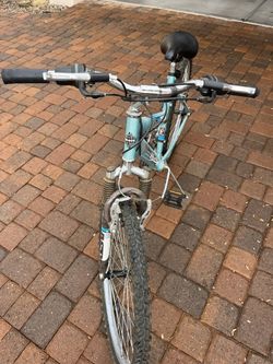 Huffy tundra women's online bike