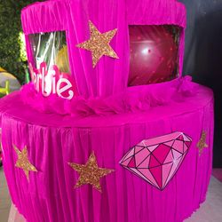 Barby customized Piñata