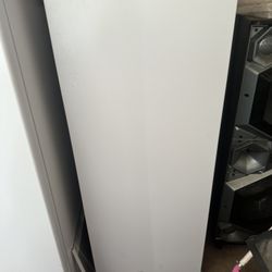 Standing Freezer