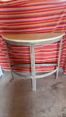 Half moon table