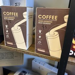 new In Box!!coffee Hand Operated Bean Grinder