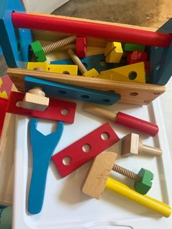 Melissa and Doug Kids Wooden Tool Set with Toolbox