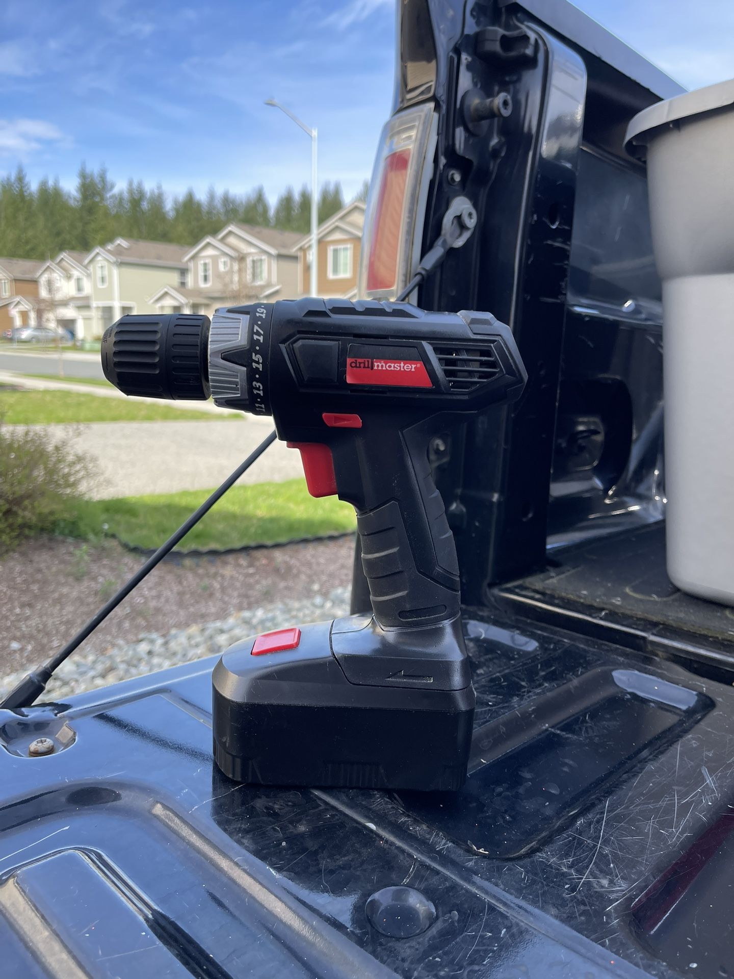Drillmaster 18V Cordless Drill