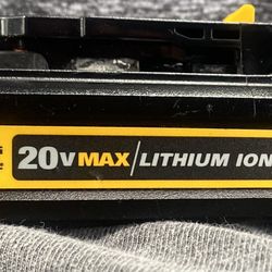 Dewalt DCB201 20V 1.5Ah battery