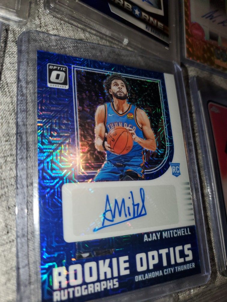 Ajay Mitchell Rookie Auto /24 & Aaron Wiggins /49