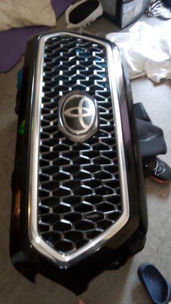Toyota Tacoma Parilla .  Con sensor