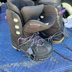 Women Snowboard Boots Sz 7