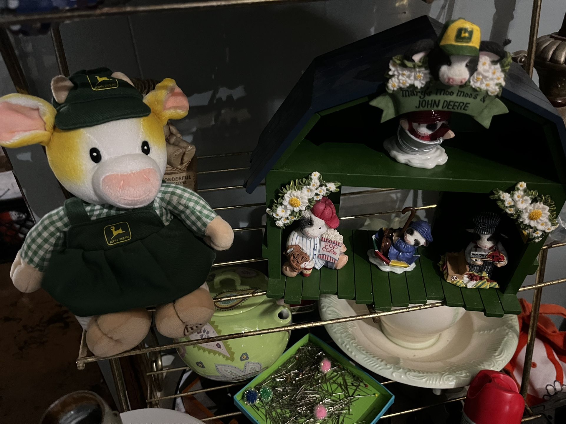 Mary Moo Moos Collectibles