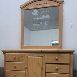 Dresser/mirror And  Armoire Set 