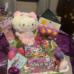 Hello Kitty Basket 