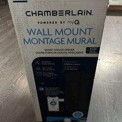 Chamberlain Smart Wall Mount Montage Garage Door  opener