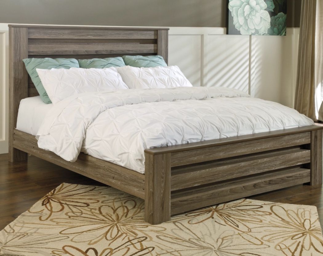 Ashley Furniture | Zelen Queen Bed + 2 Nightstands