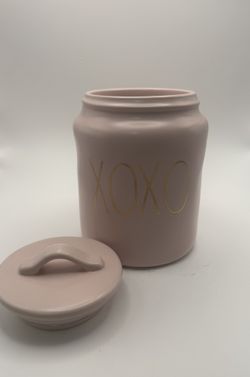 Rae Dunn Light Pink Canister with Lid, Gold ‘XOXO’ - 7.5” tall x 5.25” wide
