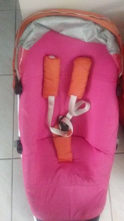 Quinny Girls 3pc stroller with adapter pieces