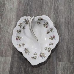 Floral Porcelain Leaf Dish
