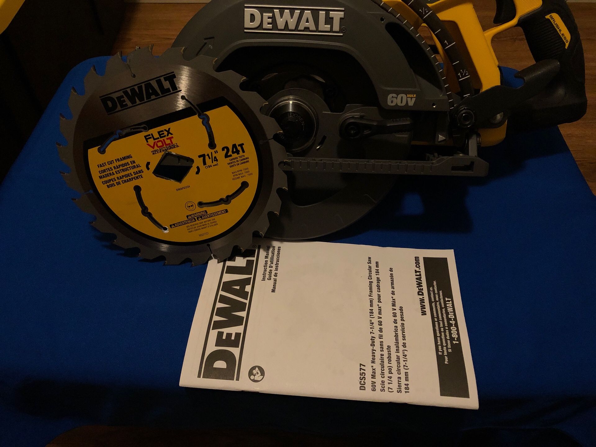 DEWALT CIRCULAR SAW 7 1/4” FLEXVOLT DCS577