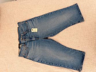 Levi's Blue Denim Wedgie Capris with Tags