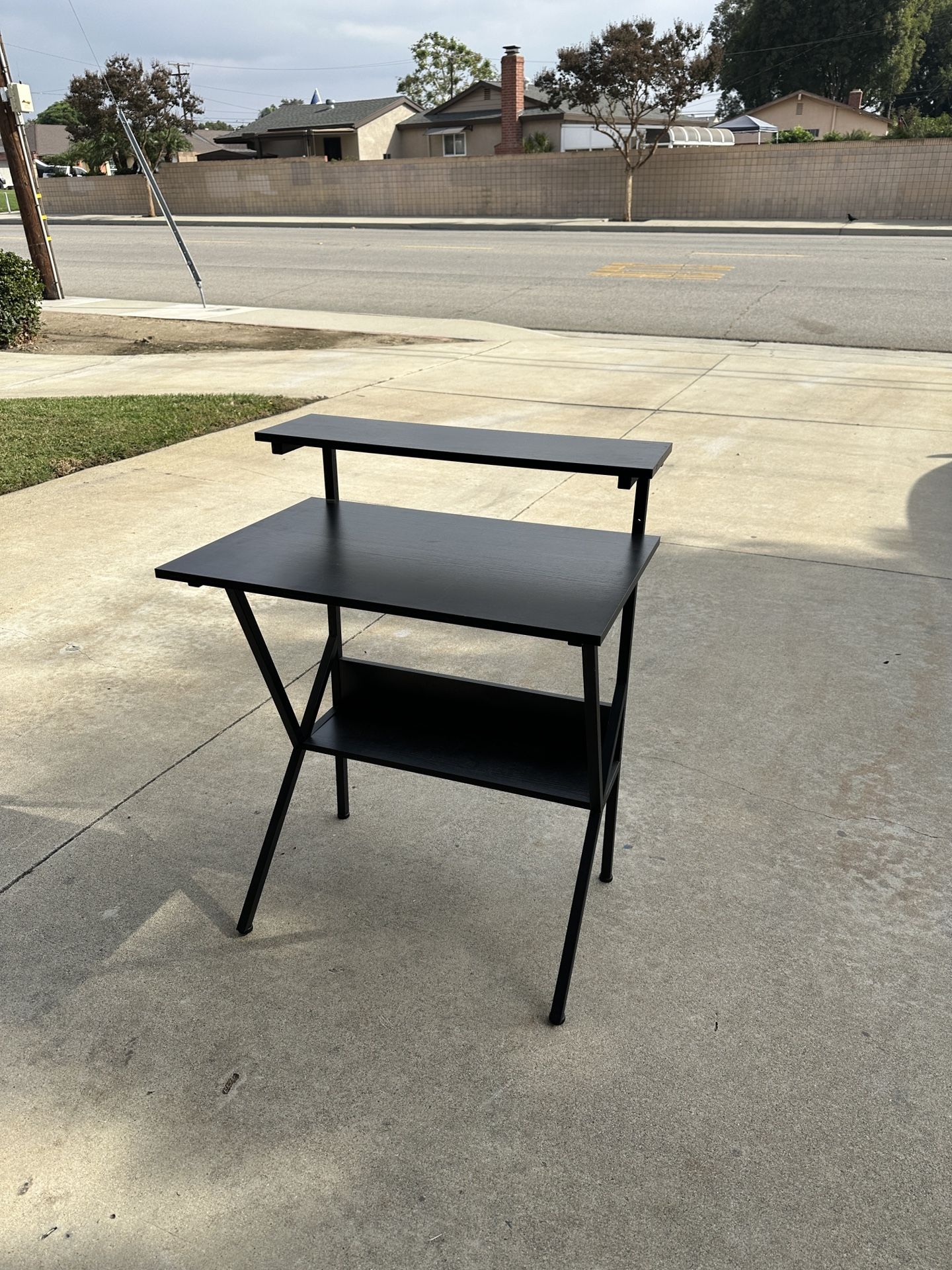 Small Desk With Adjustable Top Shelf