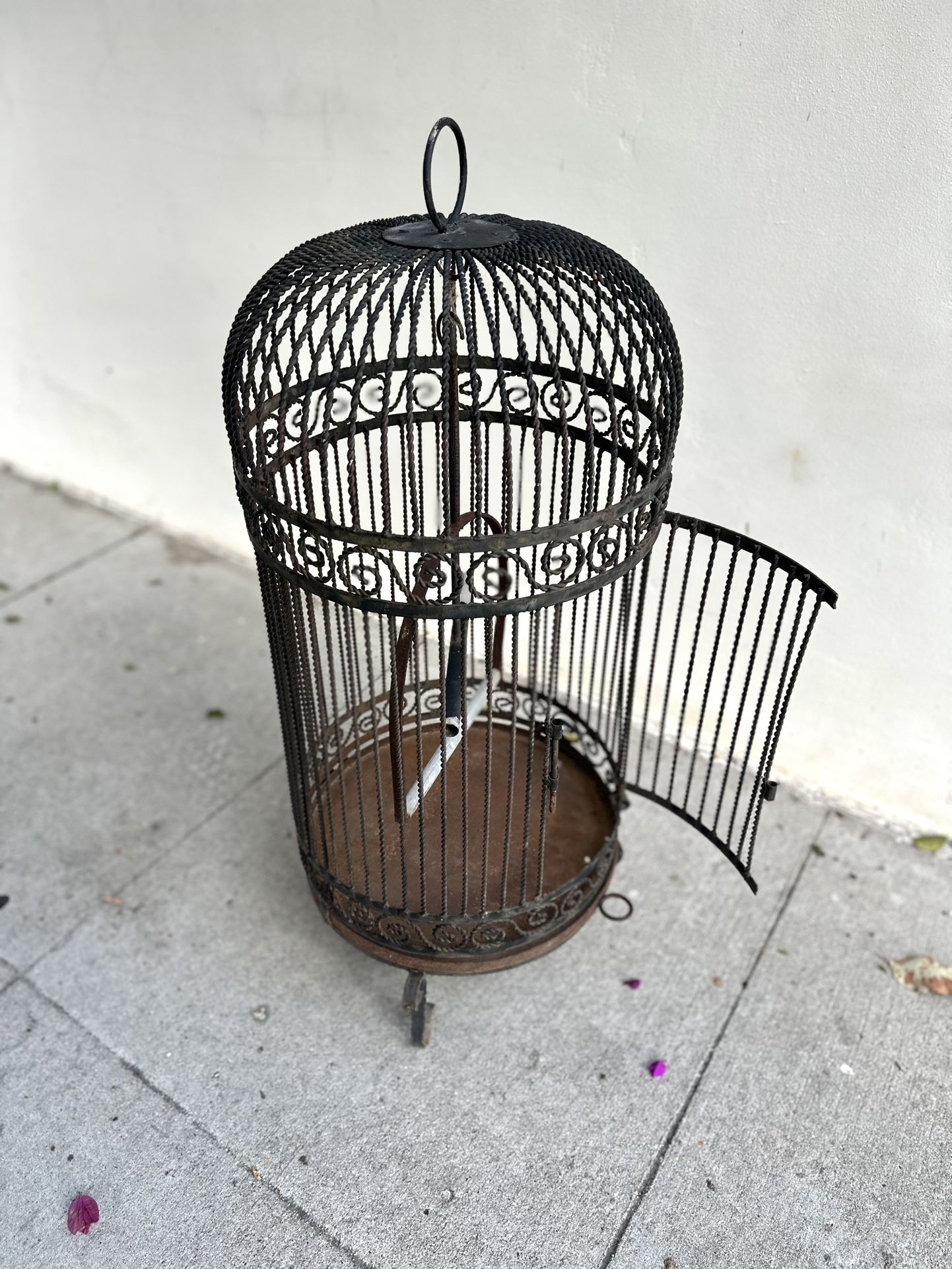 Antique Wrought Iron Bird π¦
Cage 44 β Inches