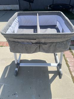 Double Bassinet