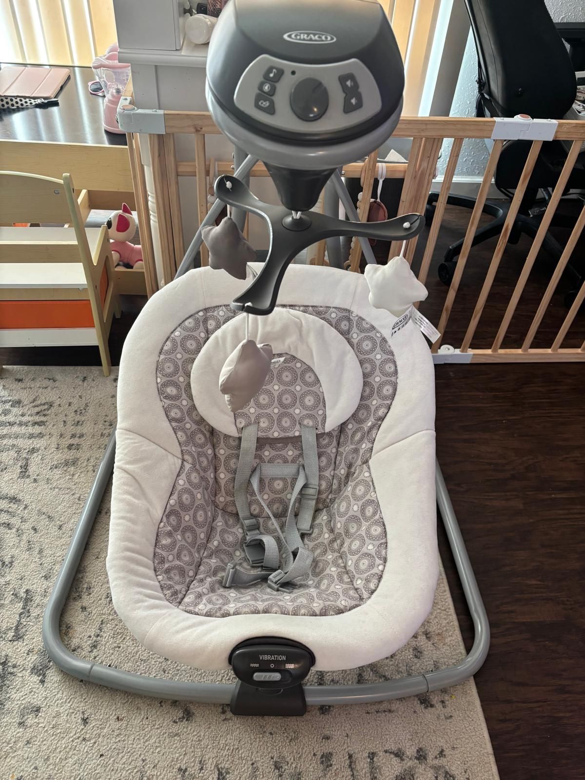 Graco Swing Chair 