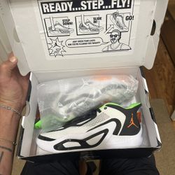 Jordan Tatum 1 "Home Team" sneakers