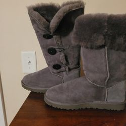 Ugg Boots Size 9