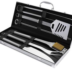 7-Piece Stainless-Steel BBQ Cooking Utensils Set - Barbecue Grill Accessories with Aluminum Portable Handled Storage Case by Home-Complete (Silver)