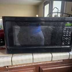 Hamilton Beach Microwave 1500 Watts 