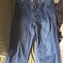 Size small skinny jeans