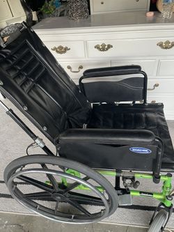 Wheel Chair Recliner And Foldable 