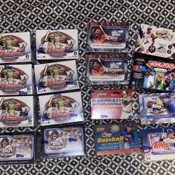 TOPPS, PANINI, and DONRUSS Trading Cards