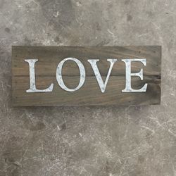 Wooden Love Sign 