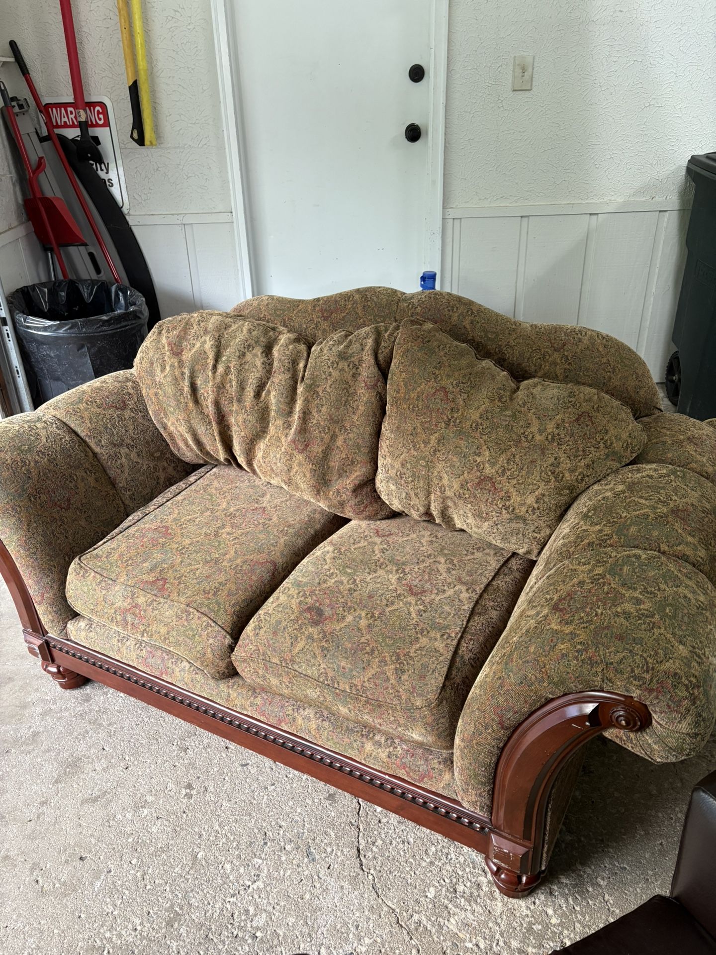Couch Set