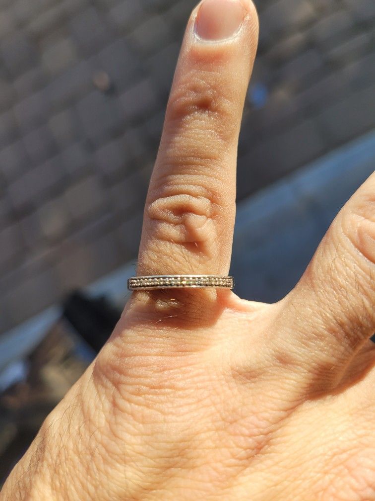 . 925 Sterling Silver Diamond Engagement Ring 