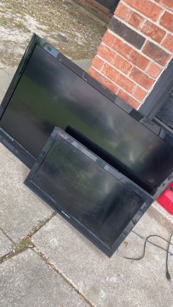 Flat Screen TVs Older Model 55”/32”