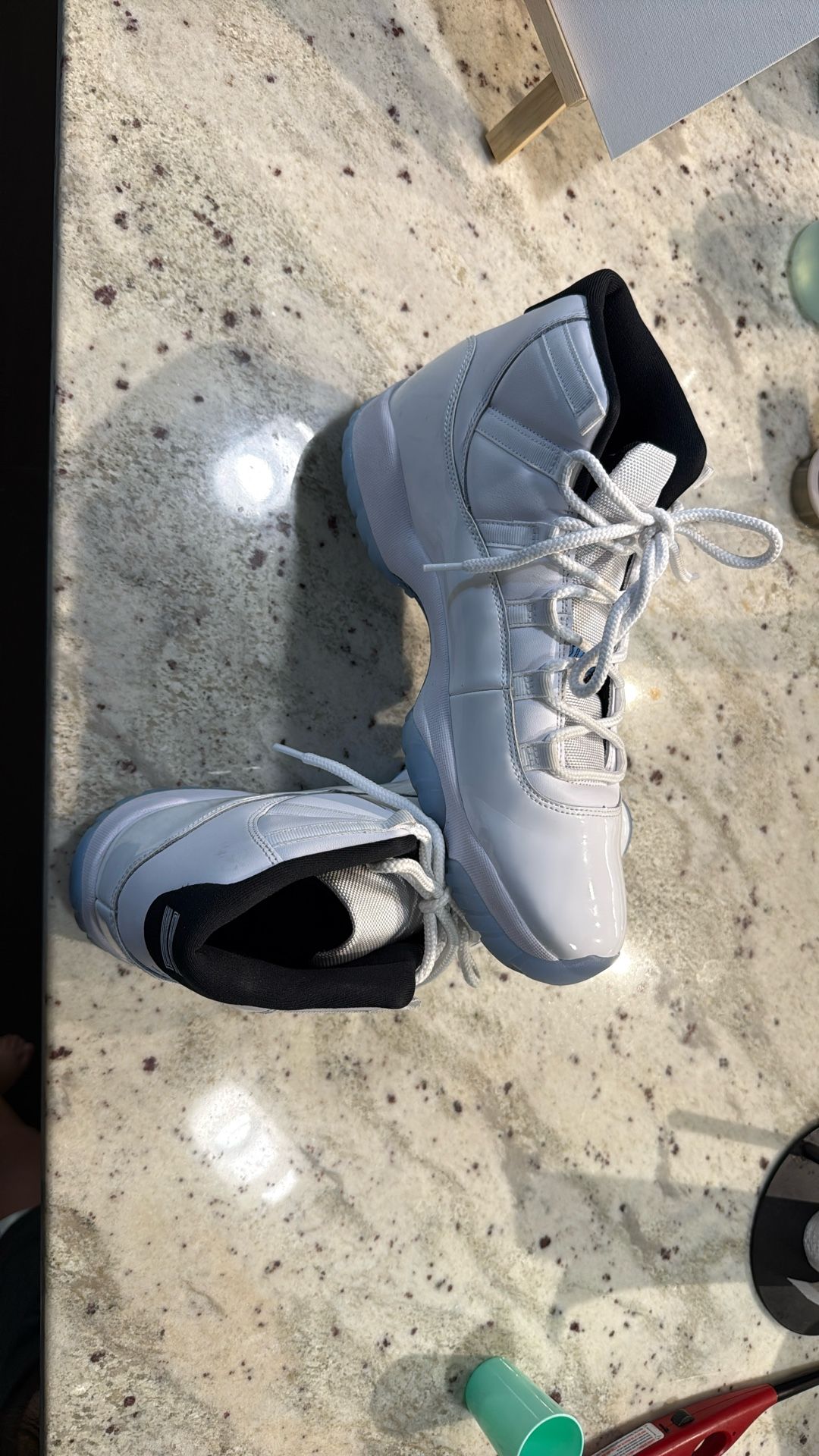 Air Jordan 11 retro “Legend Blue” SIZE 13