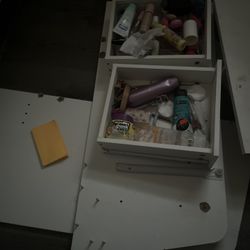 Vanity ( Cash Only )